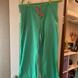 Med Couture Scrub Pants